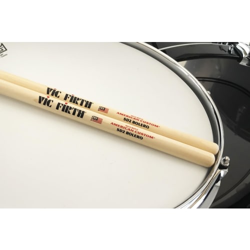 VIC FIRTH AMERICAN CUSTOM (MAPLE) Drumsticks VIC-SD2