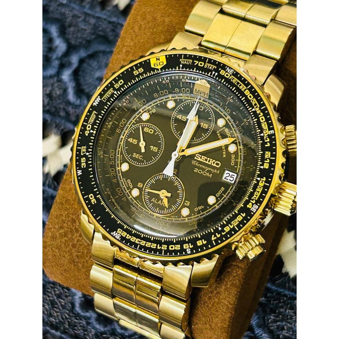 [Rare] SEIKO Chronograph 200M Gold Color Watch