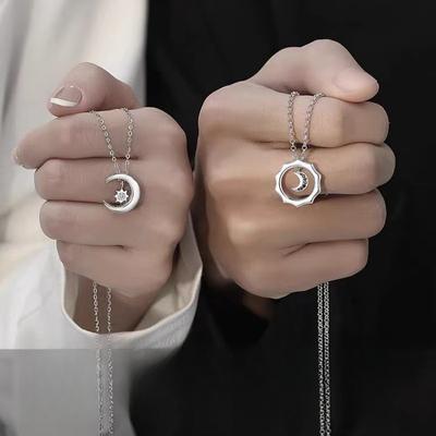 Korean Version Fashionable and Popular Star Moon Couple Necklace, A Pair of Trendy Men and Women's Sweaters, Collarbone Chain