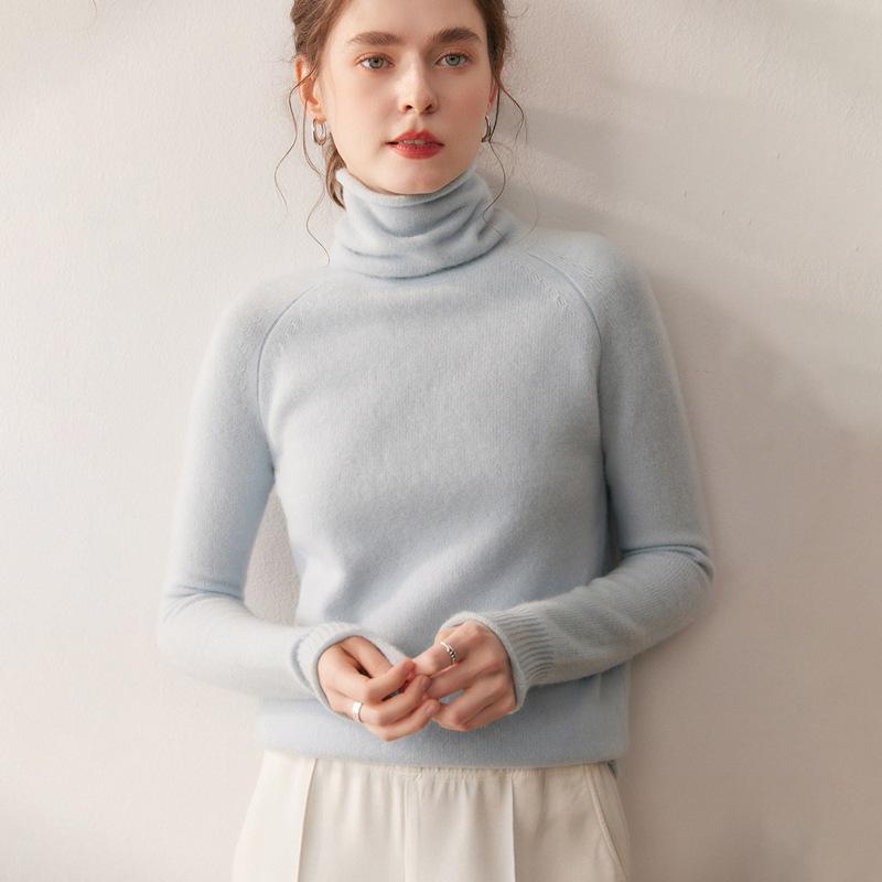 

Женский утолщенный кашемировый свитер с воротником-хомутом и свободными рукавами реглан, осень/зима 2025 Medium светло-синий