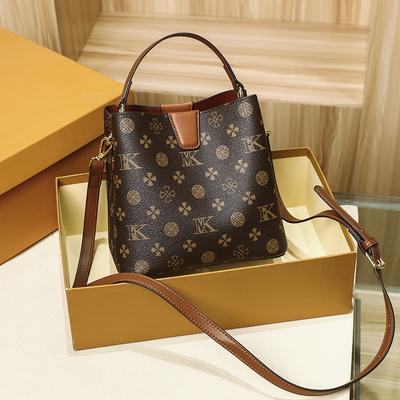 Bag Women's New Autumn and Winter Trendy Presbyopia Niche Design Versatile Large Capacity Shoulder Crossbody Bucket Bag