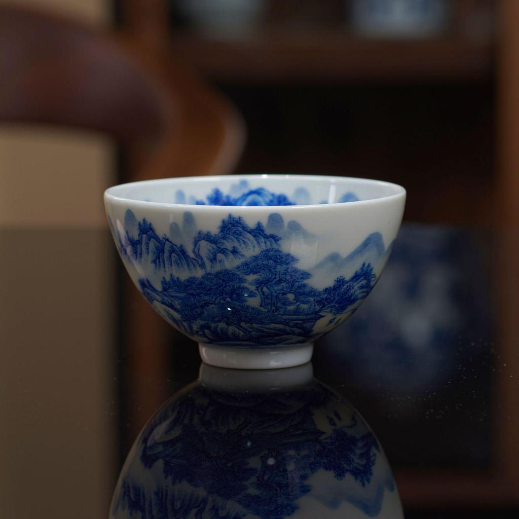 Hand-painted Blue and White Jingdezhen Ceramic Tea Cup - Landscape Design