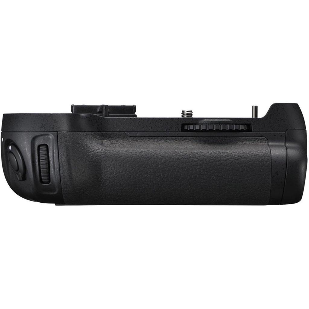 Nikon Multi Power Pack MB-D12