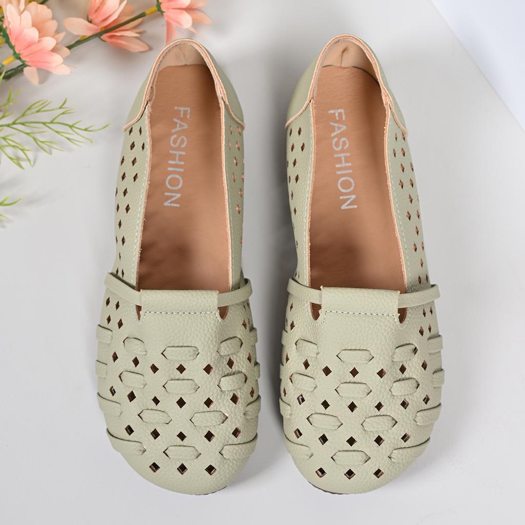 Women Sandals Soft Sole Flat Heel Women Hollow Flat Lightweight Shoes Woman Luxury Retro Shoes Female Casual 2025 Shoes