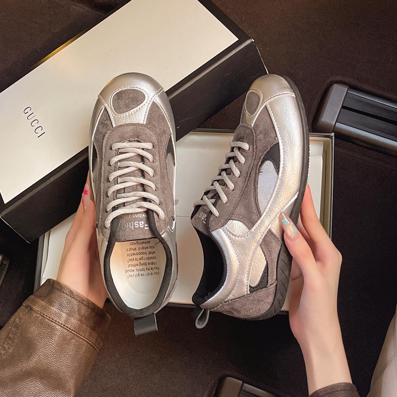 

[Fanfna] Retro German Training Shoes Women s 2025 Autumn New Fashion Classic Soft Sole Comfortable Sports Forrest Gump Shoes 40