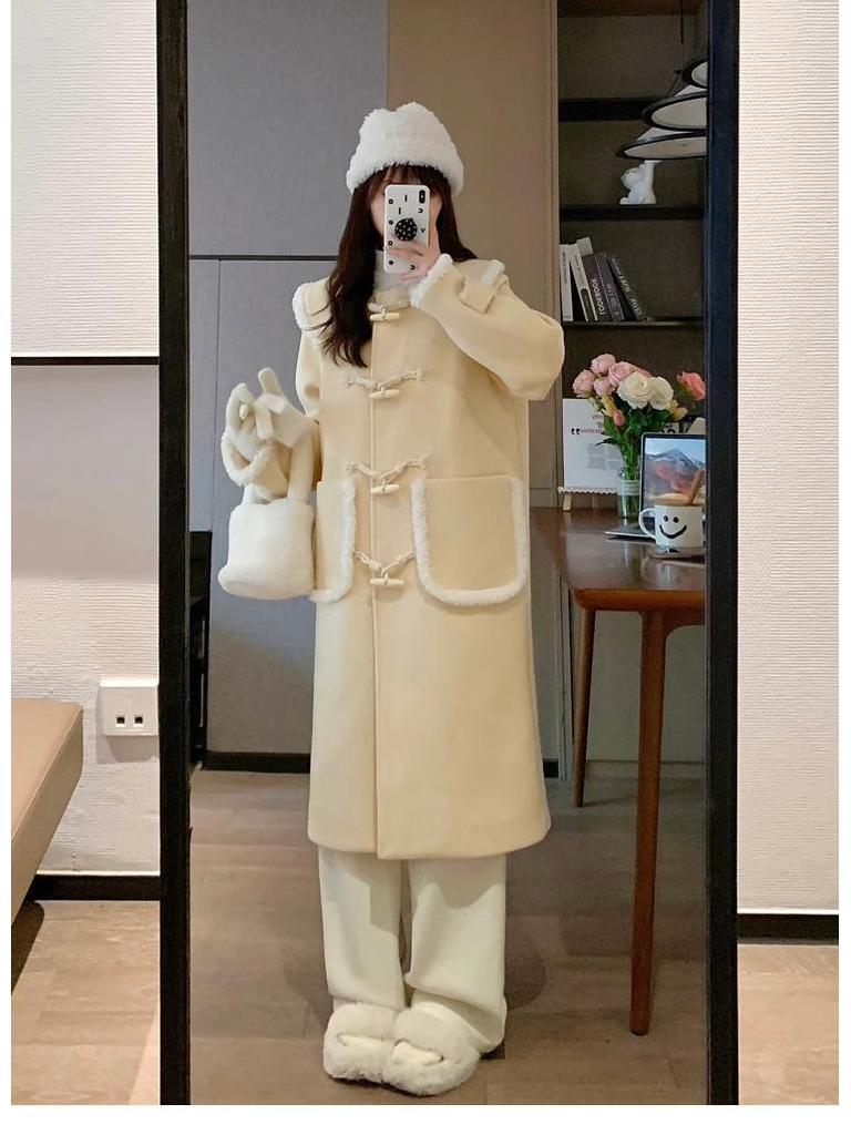 Women's Korean Pink Lambswool Tweed Coat: Winter 2025, Horn Button, Loose Fit