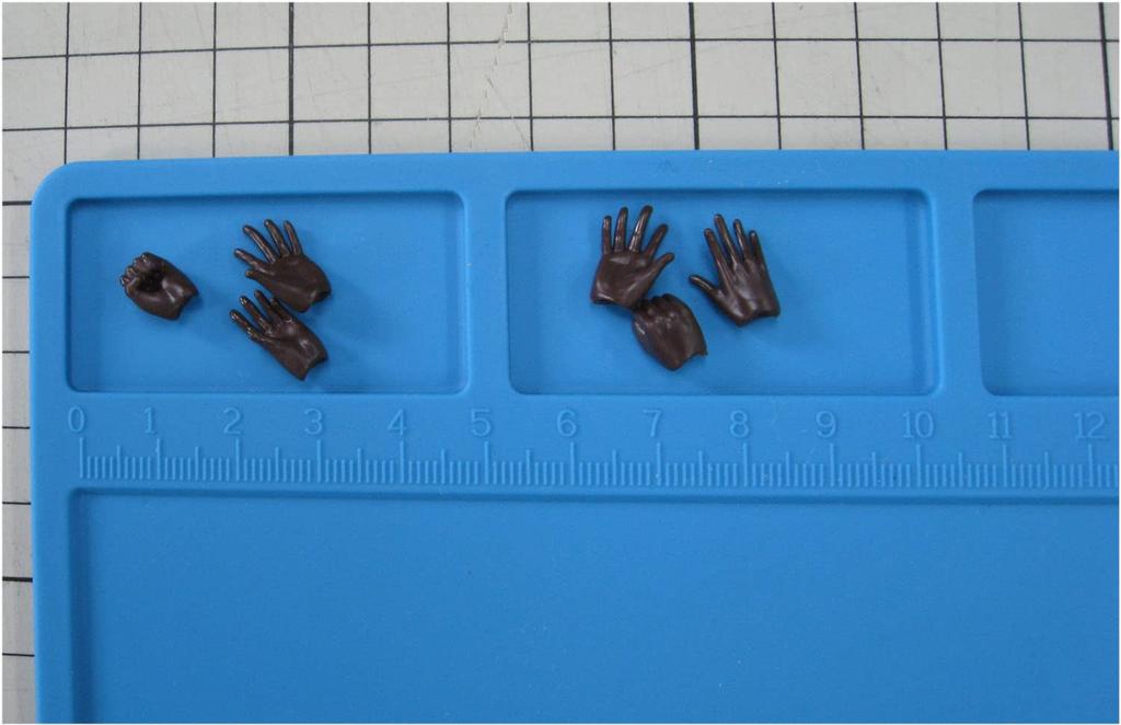 Doyusha Amazing! Hobby Silicone Mat S Hobby Tool Blue