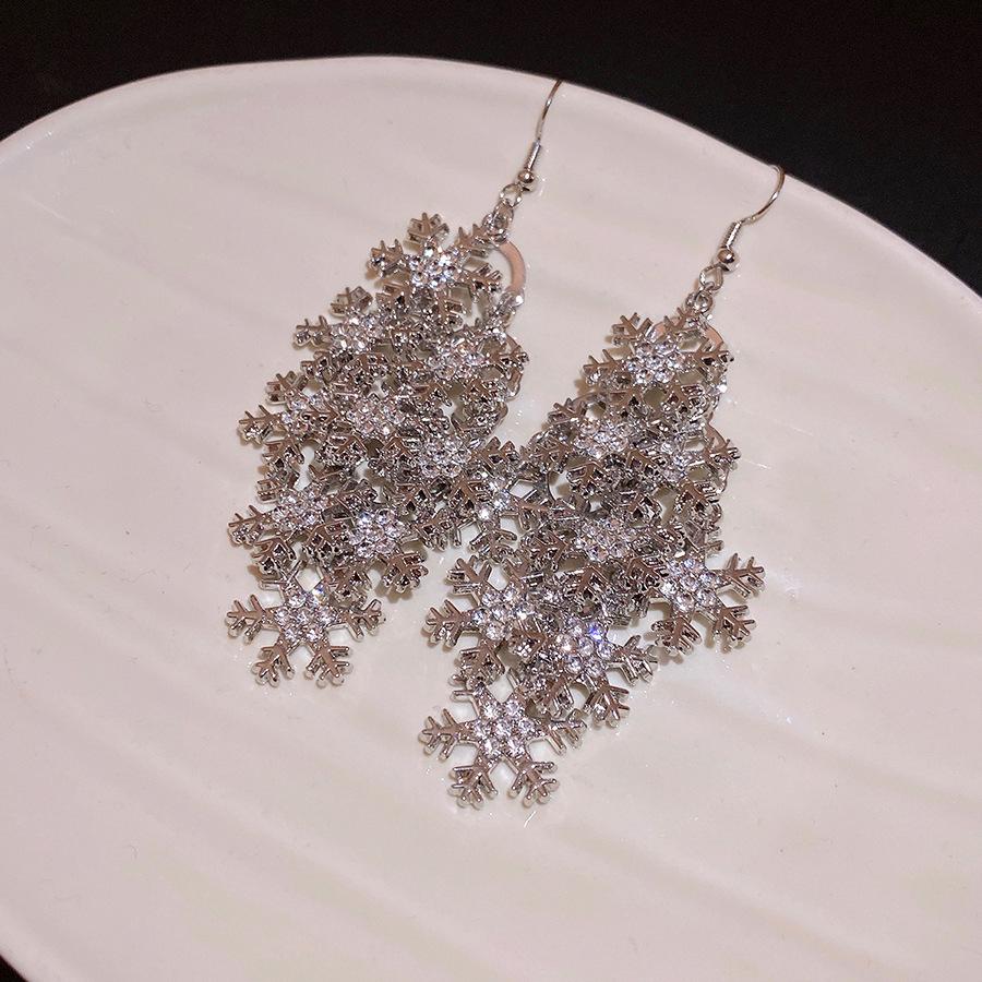 Silver Needle Zircon Geometric Tassel Earrings: Luxurious High-End Fashion Earrings for Women