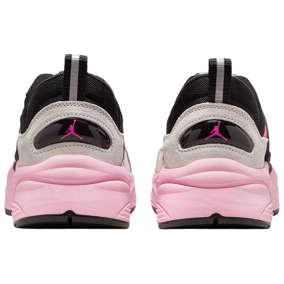 Jordan Series IB3722-002 Unisex Black White Retro Casual Sneakers
