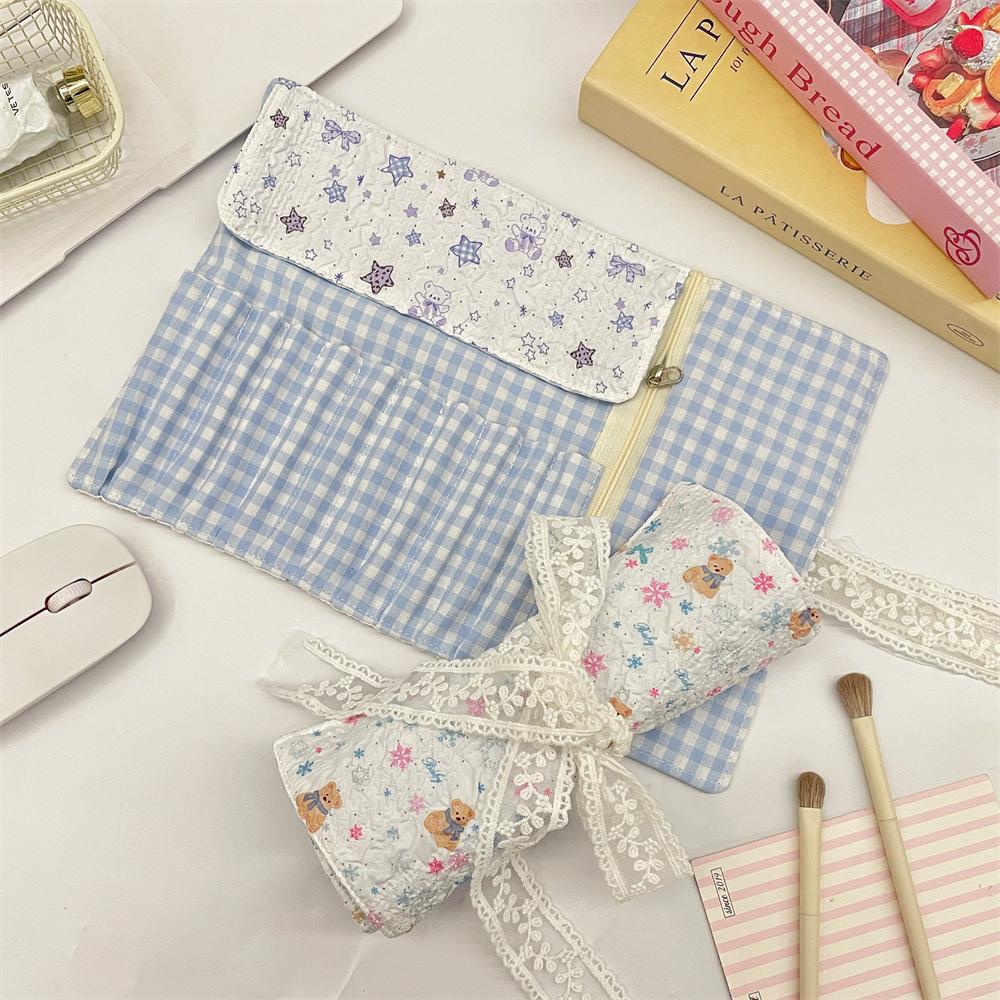 Cute Cartoon Roll Up Makeup Brush Bag Lace Tie Gingham Cosmetic Brush Organizer Pouch for Travel Daily Use