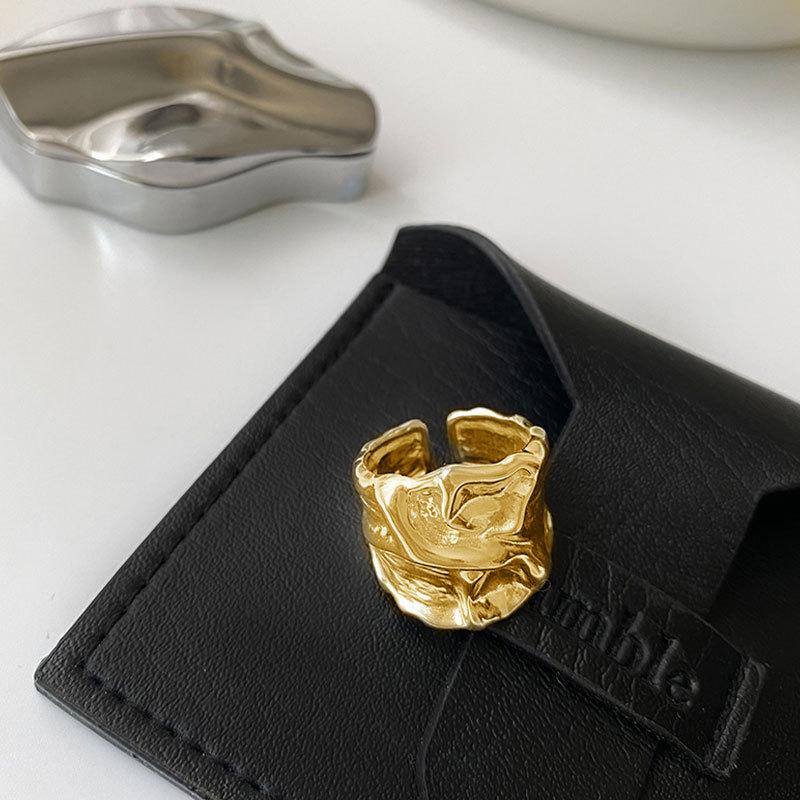 

Нейтральная неровная плиссированная текстура, открытое кольцо, нишевый модный дизайн, ins-ветер, высококлассное чувство, кольцо на указательный палец, кольцо на безымянный палец, ювелирные украшения для вечеринки