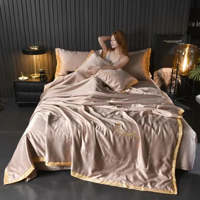 

High-end Washed Silk Embroidery Summer Quilt Simple European Style Ice Silk Summer Cool Blankets Cool Pillowcases Bedding Sets 1pc 150x200cm шампанського