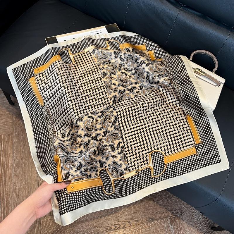 New silk scarf women's fashion versatile high-end small square scarf Korean version neck protection scarf spring and autumn retro scarf binding bag