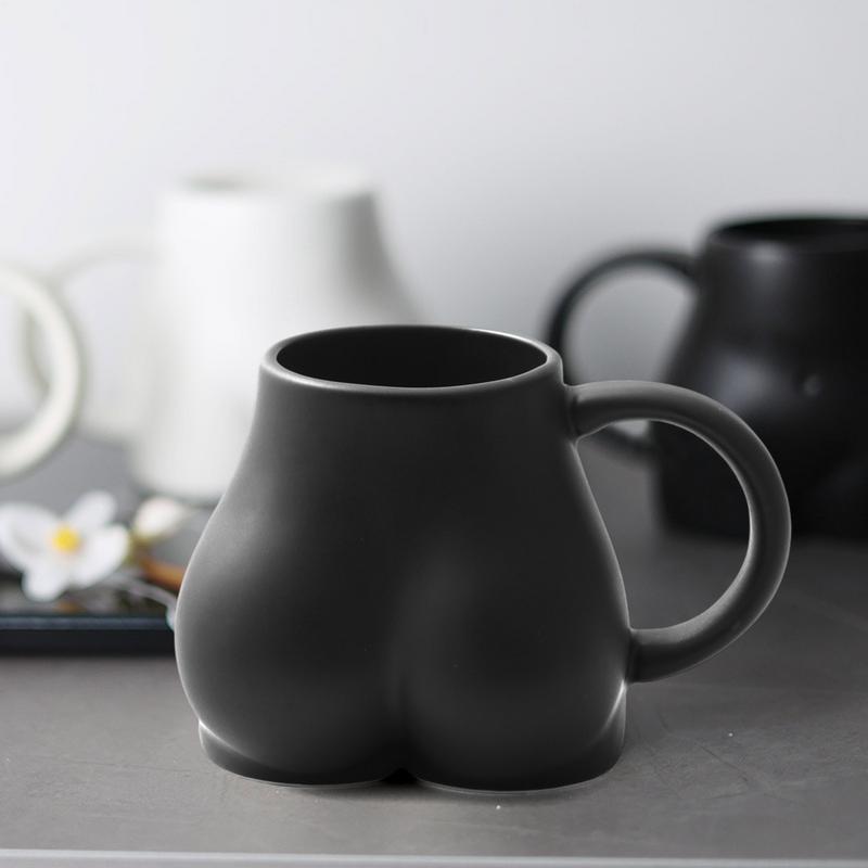 New Creativity Butt Decorative Coffee Mugs Ceramic Cup Heat Resistant Portable Wine Glass Travel Porcelain Mug 300ml Juice Cup