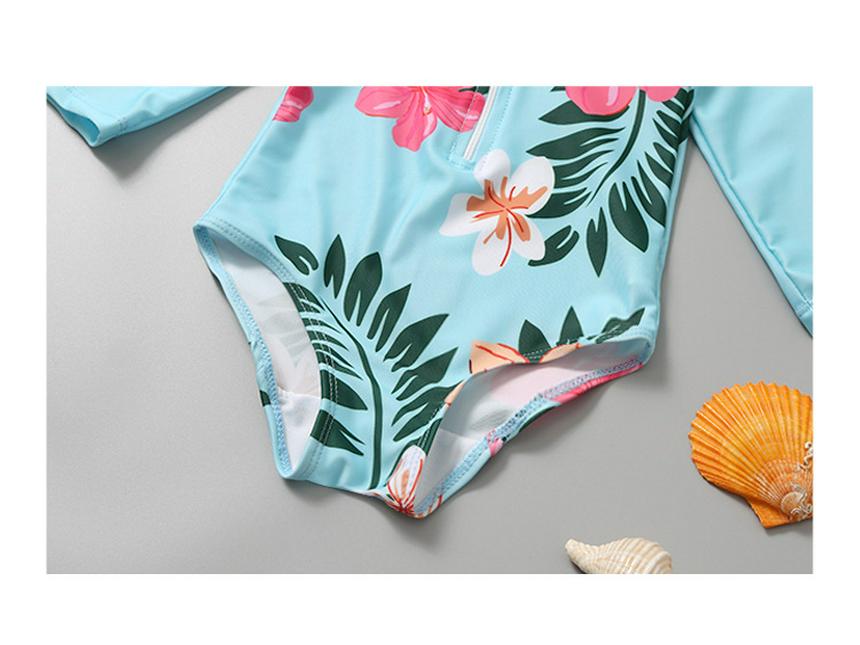 Trendy Korean Toddler Girl's One-Piece Sunscreen Swimsuit Set