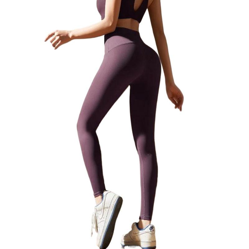 Nude Feeling Butt-Lifting High-Waist Yoga Capris: Breathable, Quick-Dry, Tummy-Control Fitness Pants for Women
