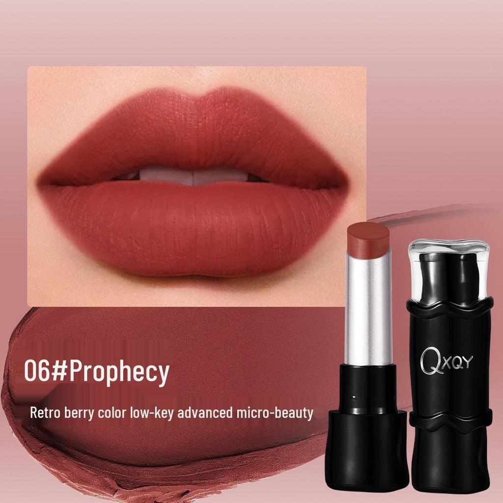 QXQY Geschmeidiger Matter Langhaftender Lippenstift: Leicht, Natürliche Aufhellung, Weichzeichner-Effekt, Nicht klebrig, Lichtecht.