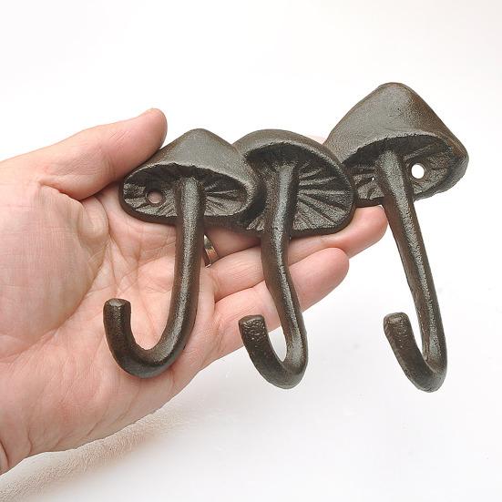 Mushroom Wall Hook Cast Iron Toadstool Key Hanger Nature Inspired Rustic Coat Hook for Entryway Bathroom or Garden Decor