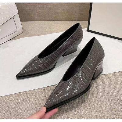 2026 Spring Autumn New Waterproof Platform Solid Color Pointed Outwear Large Versatile Shallow Mouth Women's Shoes Single Shoe