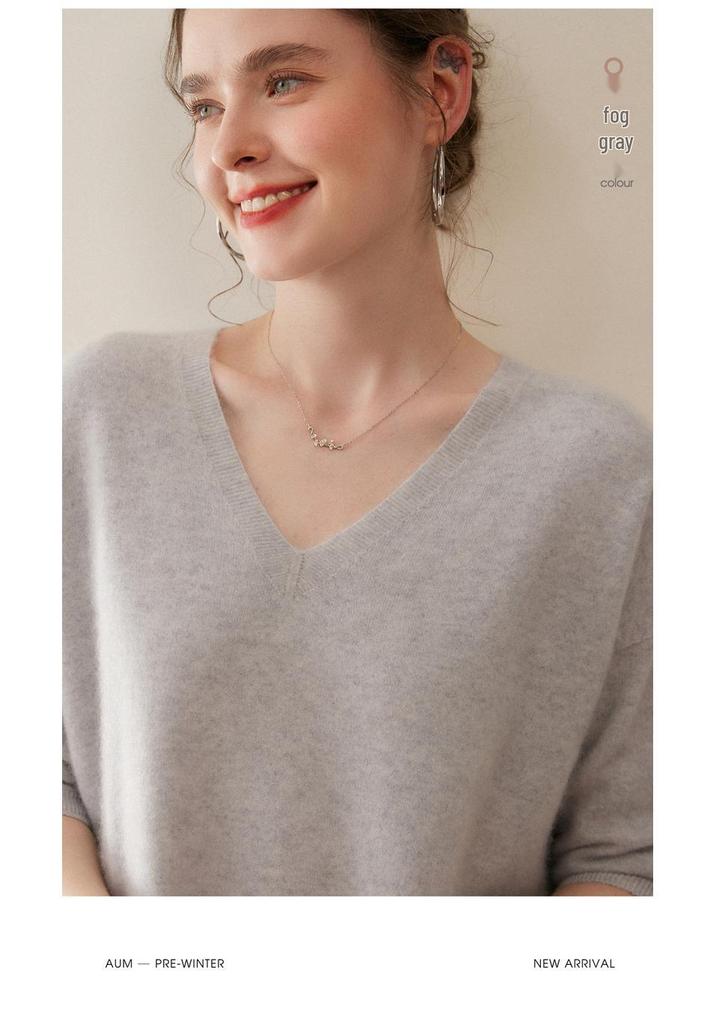 Women's 100% Cashmere Round Neck Long Knit Dress - Thickened Loose Fit for Autumn/Winter, Over-the-Knee Style.