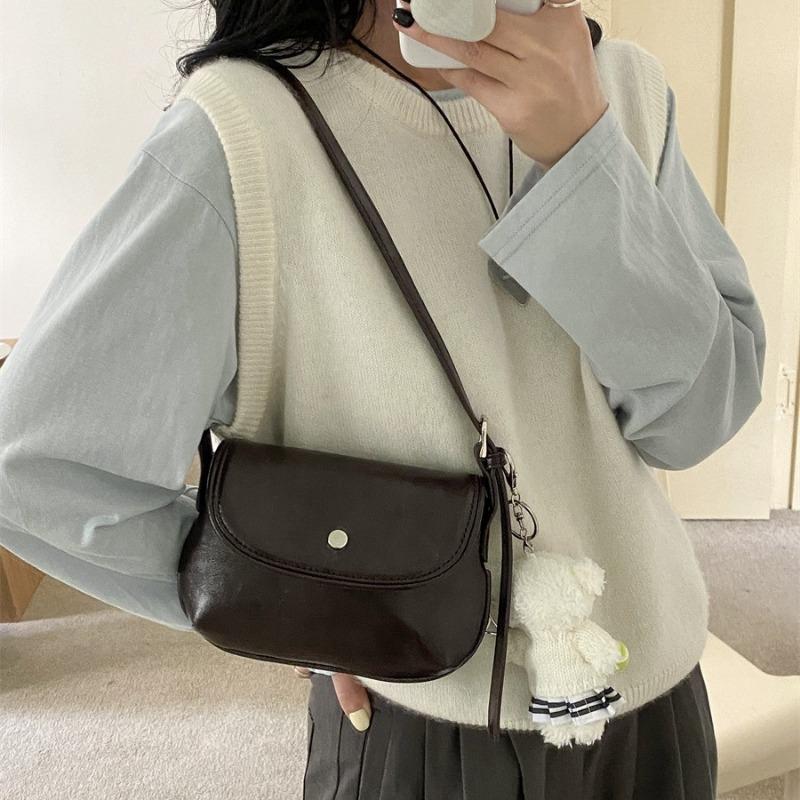 New Stylish and Simple Shoulder Small Square Bag Leather Niche Style Armpit Bag High-end Retro Shell Saddle Bag