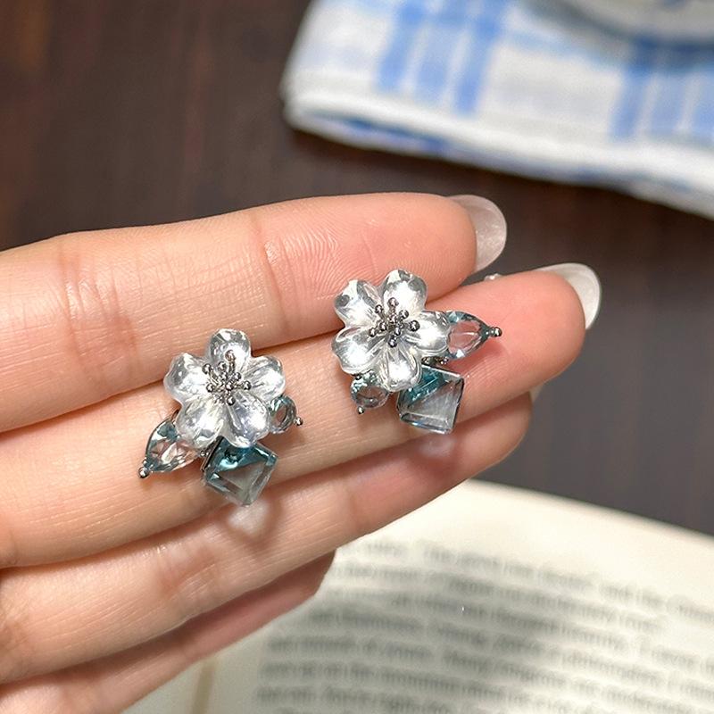 Cubic zircon flower ear hook simple temperament versatile stud earrings niche light luxury high-end earrings women
