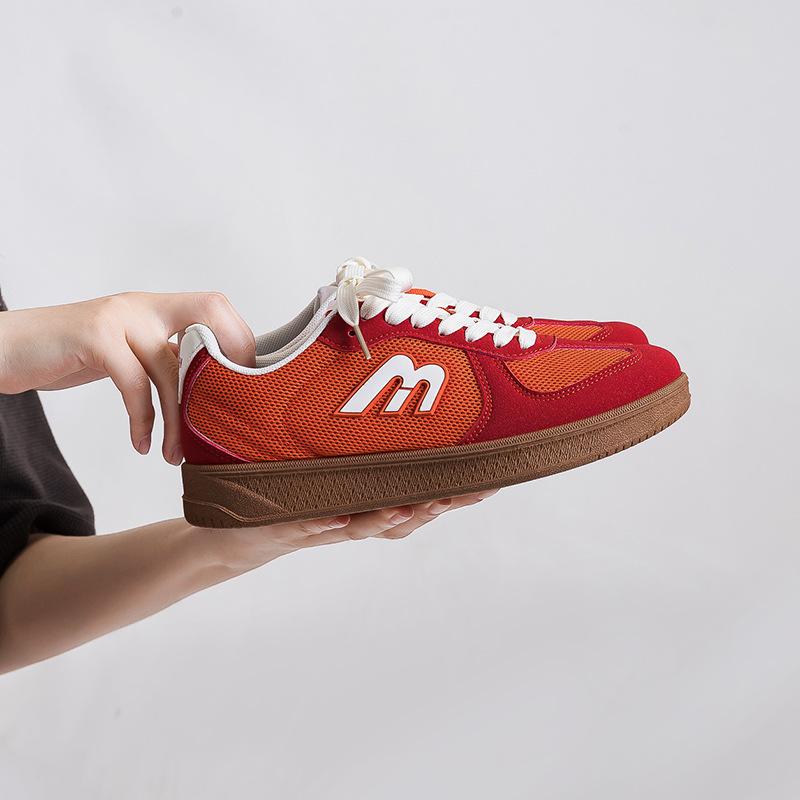 Couple shoes retro breathable women's autumn flat-bottomed women's casual sports board shoes low-top shoes