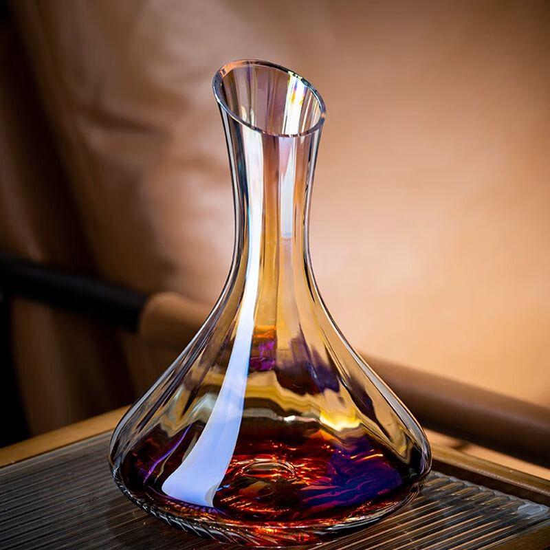 Elegant Crystal Glass Red Wine Decanter