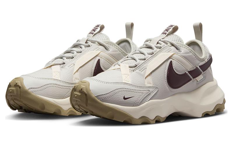 Nike Women's TC 7900 'Light Bone Burgundy Crush' DD9682-003
