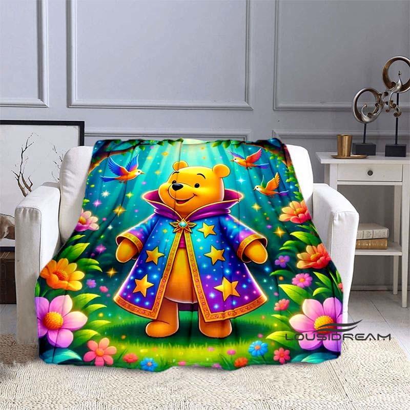 

This fun cartoon Pooh Bear blanket is lightweight and breathable, suitable for dormitories, naps, living rooms, offices, and all 75x90cm