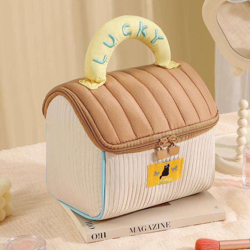 Runhui Fun Little House High-Capacity Handheld Makeup Bag