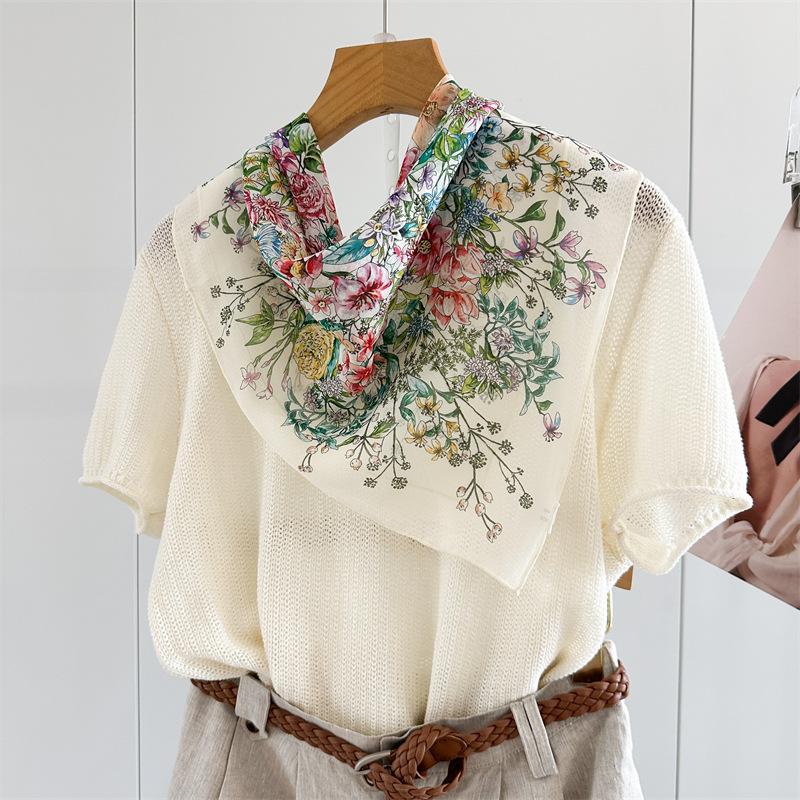 111 mulberry silk georgette square scarf hand-rolled edge black background floral printed silk scarf women's spring and summer thin breathable collar