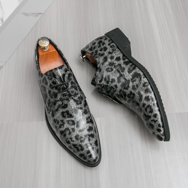 Fashion Men Big Size Leopard Print Casual Dress Shoes Glossy Patent Leather Formal Office Shoes Lace Up Party Wedding Business Oxfords