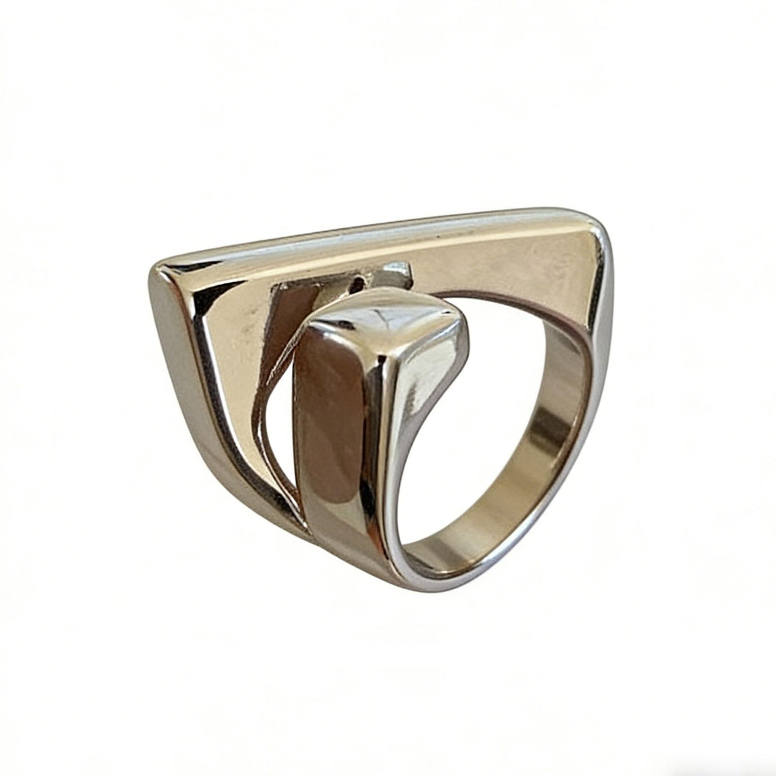 

Asymmetrical Wide Opening Rings Hand Jewelry Fashion Finger Rings Alloy Texture Suitable for Fashion Enthusiasts Present 1
