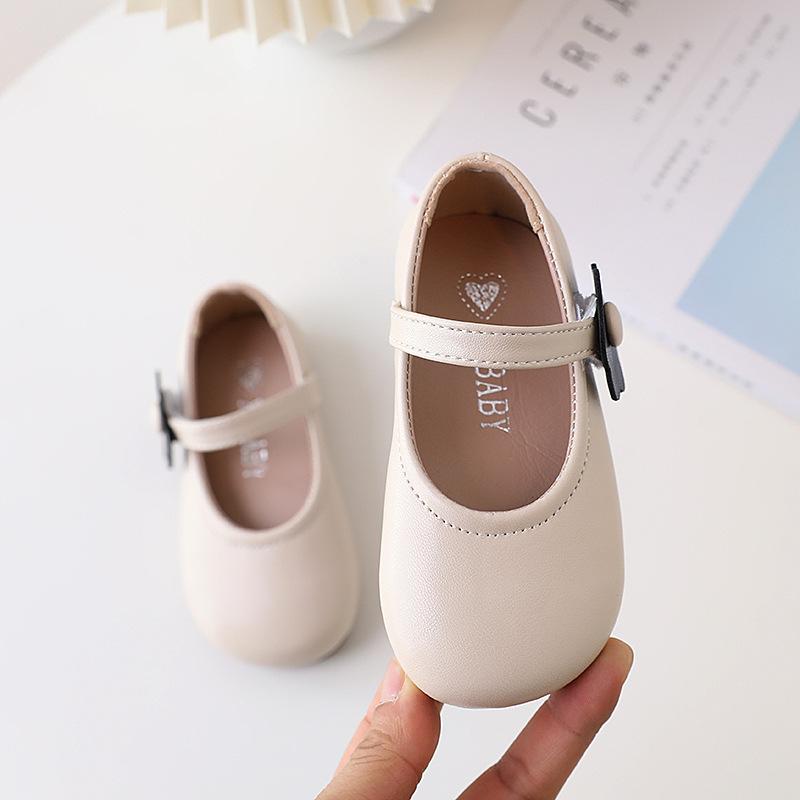 Fashion 2024 New Girls White Leather Shoes Children Flat White Shoes Girls Flower Girl School Dress Shoes Toddler Girl Footwear