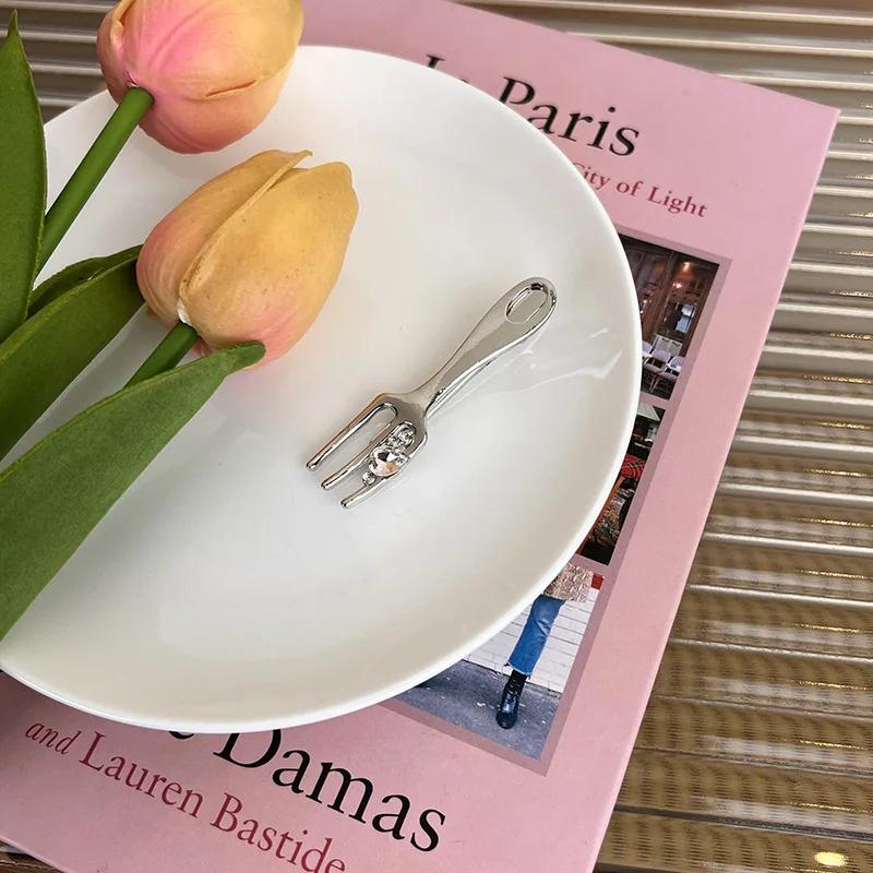 

Новые креативные металлические заколки для волос со стразами для женщин и девочек, заколки для волос Y2K, модные аксессуары для волос