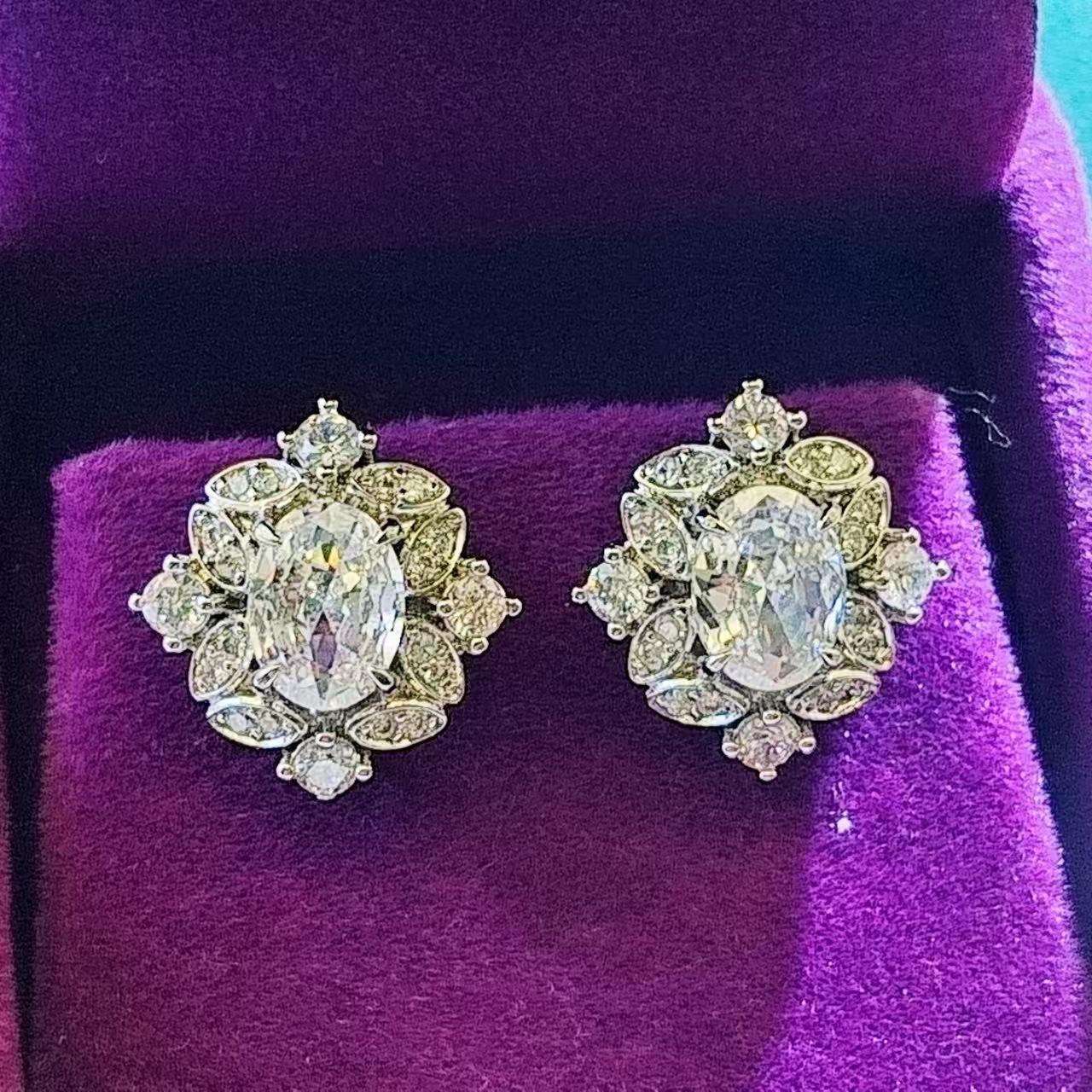 

Серьги с полным бриллиантовым покрытием, имитация 6X8, круглые серьги-пусеты с цирконом Кокос для женщин, модные серьги-пусеты с цирконом Розовый лепесток copper gold-plated