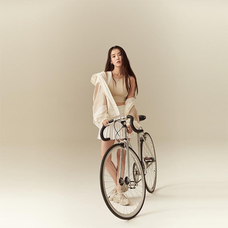 New Balance 725 'Beige Brown' Sneakers ML725D