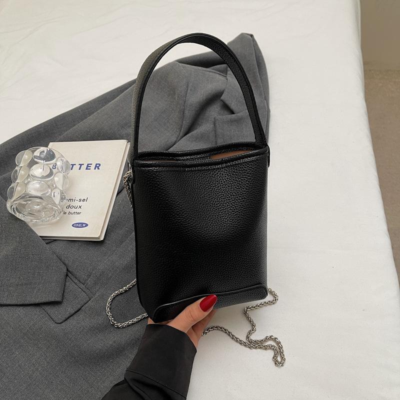 Mobile Phone Bag Women's 2025 New Fashion Messenger Bag Korean Version Mini Shoulder Bag Macaron Simple Bag