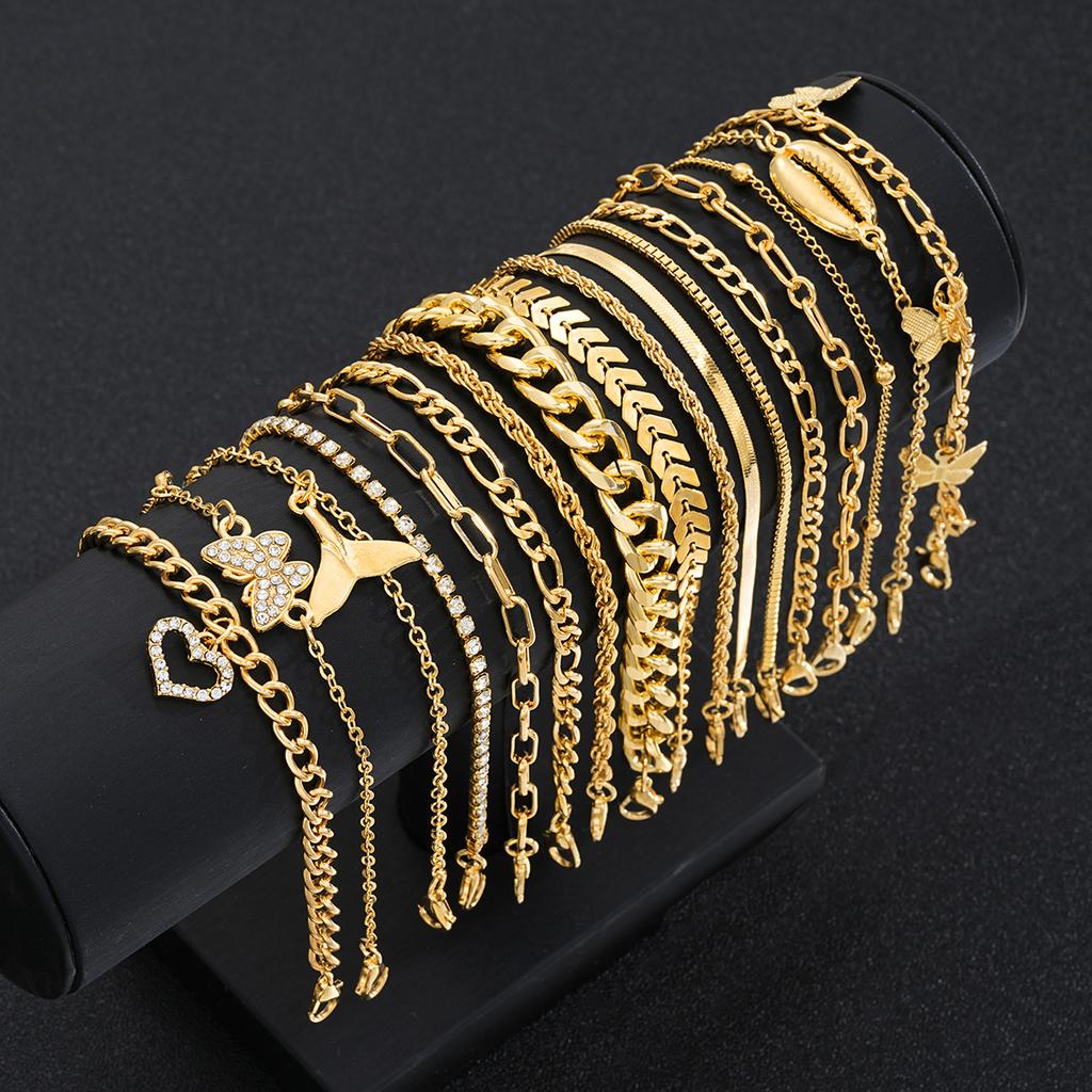 17Pcs/Set Bohemian Butterfly Heart Bracelets Set for Women Summer Seaside Gold Color Conch Fishtail Zircon Bracelets Jewelry New