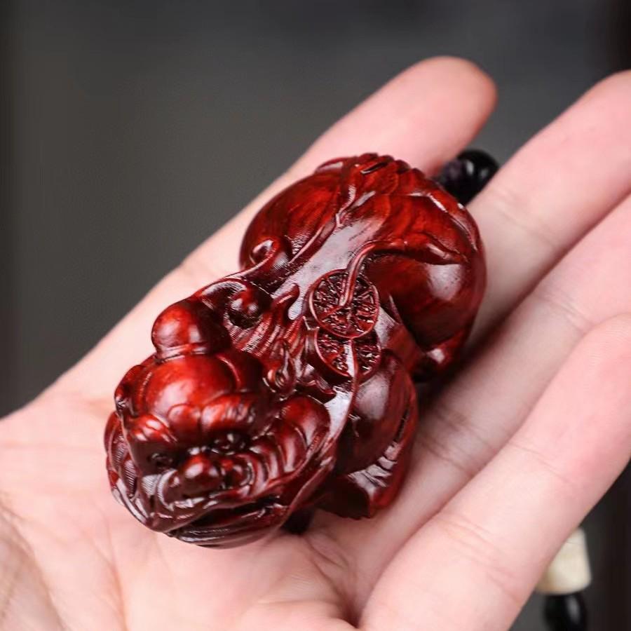Sandalwood Pixiu Handheld Carved Pendant Ornament - Douyin Craft Gift