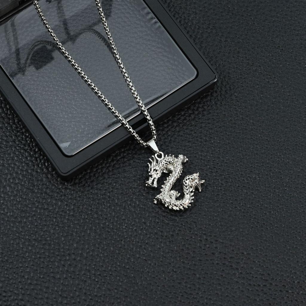 New Dragon Pendant Necklace Street Hip Hop Necklace Versatile Long Sweater Chain