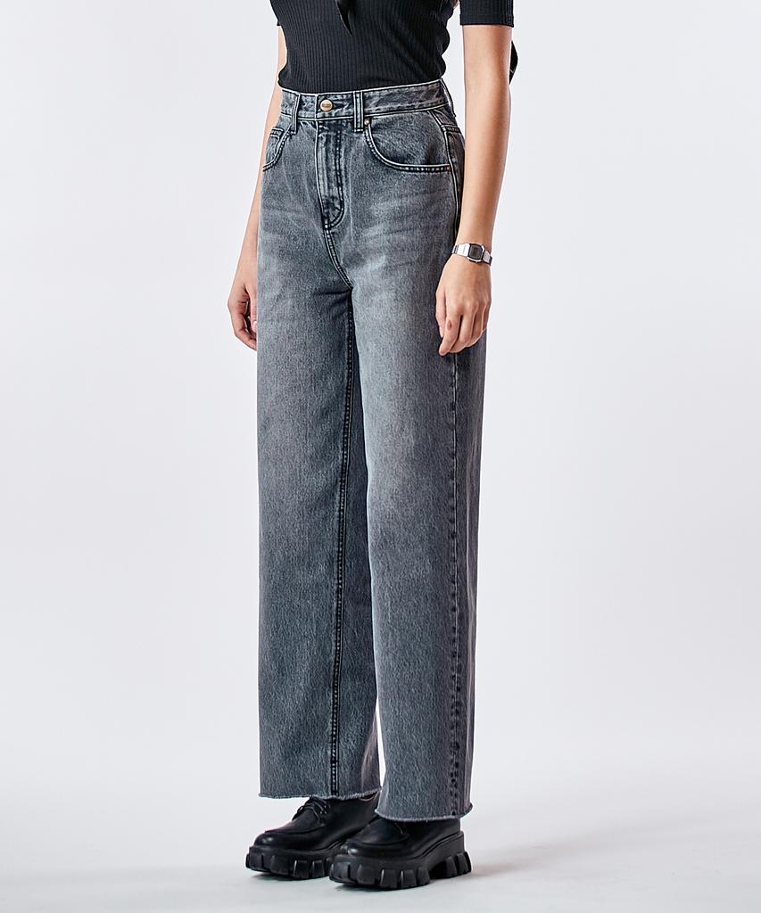 Pillogeulaem Washed Black Wide Denim Pants