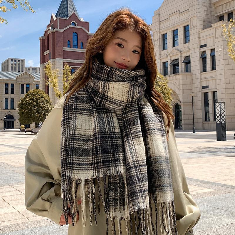 High-end Scarf Women's Winter Long Imitation Cashmere Retro Plaid Shawl Female Student Thickened Scarf To Keep Warm