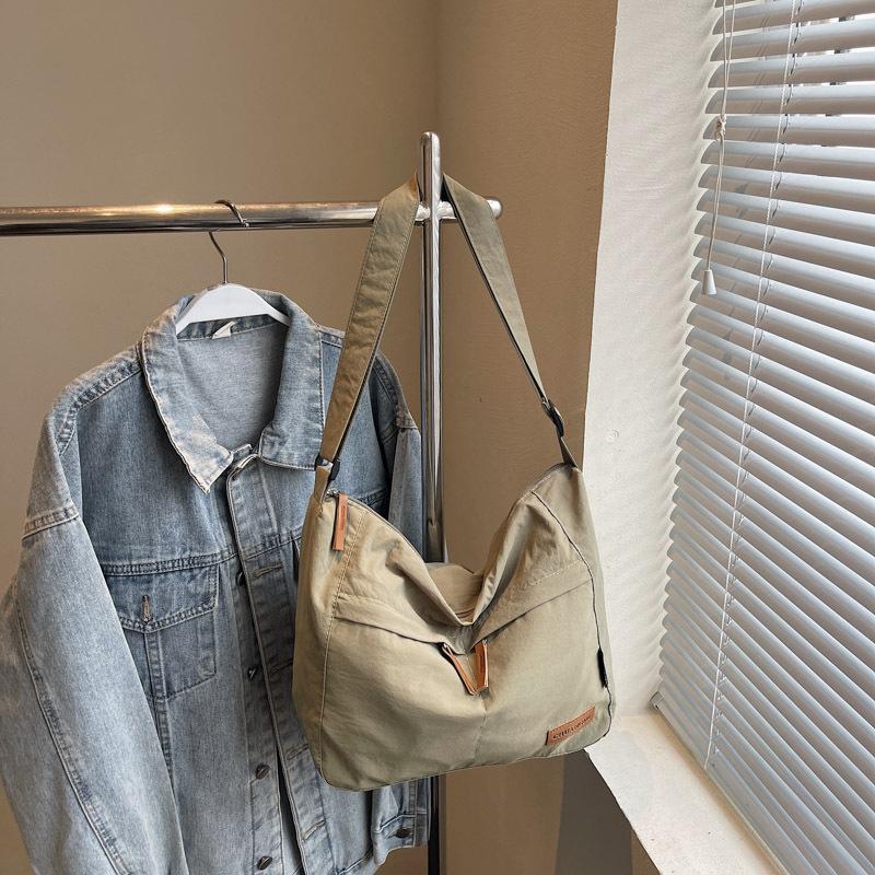Large capacity tote bag women's summer new trend simple messenger bag bag fashion casual shoulder bag