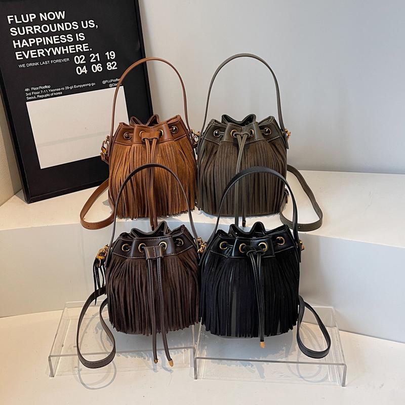 Fashion Exquisite Tassel Solid Faux Suede Bucket Shoulder & Crossbody Bags Hot Sale String Personality Classic Women's Handbags