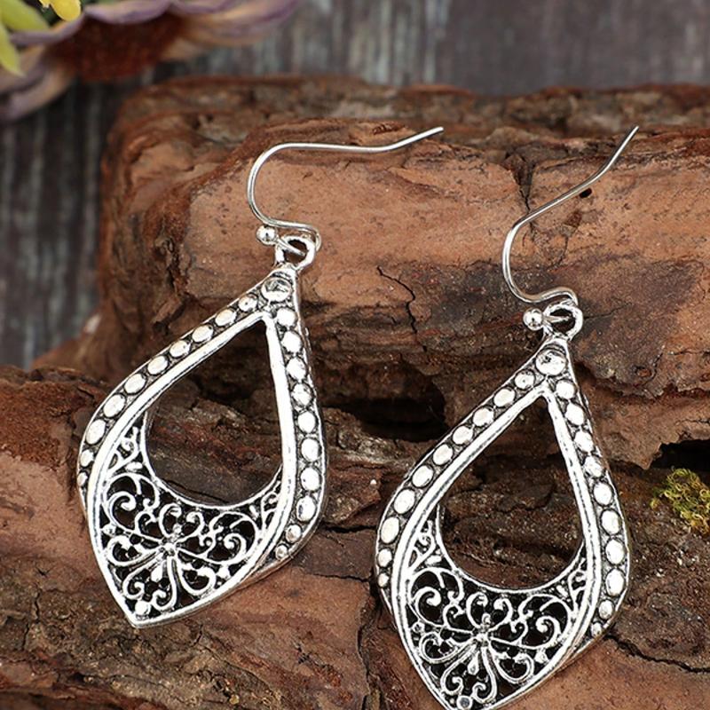 Para Minimalistycznych Winylowych Boho Metalowych Kolczyków z Wzorem Kwiatowym