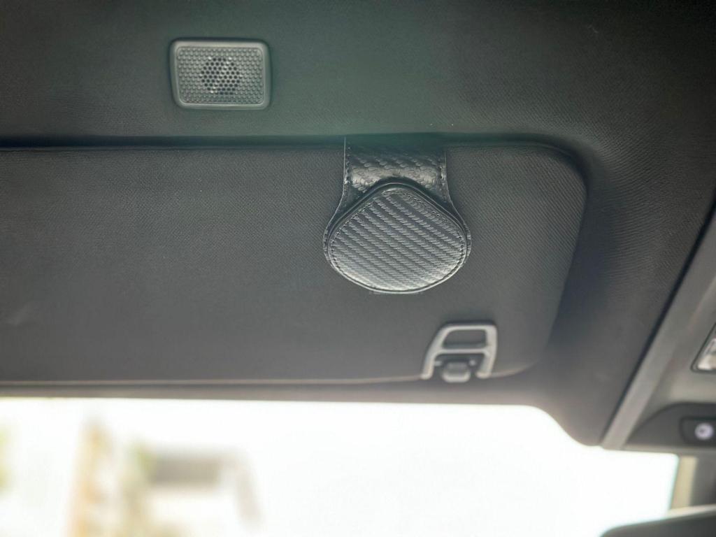 Leather Car Sun Visor Sunglasses and Card Holder