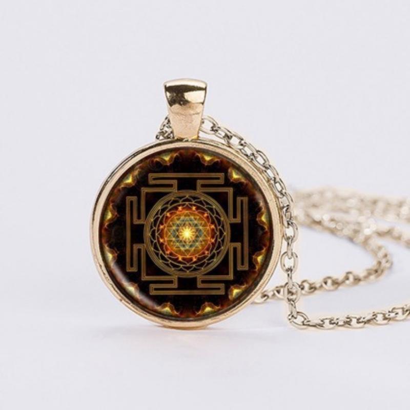 Pendant Sacred Sri Lankan Yantra Time Vintage Necklace
