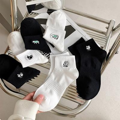 10 Pairs of Men's Summer Thin Embroidered Trendy and Versatile Basketball Sweat Absorbing and Deodorizing Short Socks
